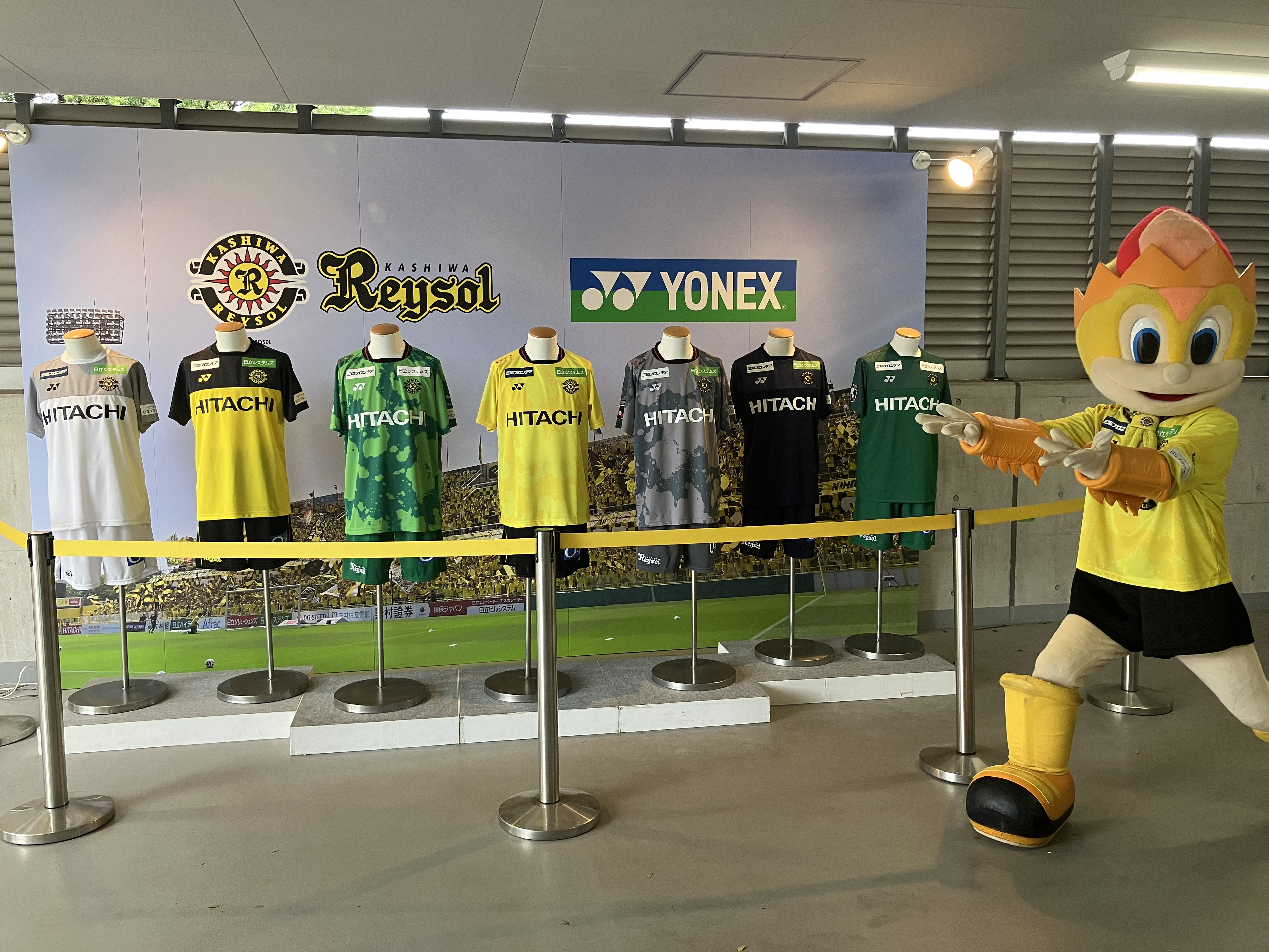柏レイソル2025シーズンユニフォームの展示
